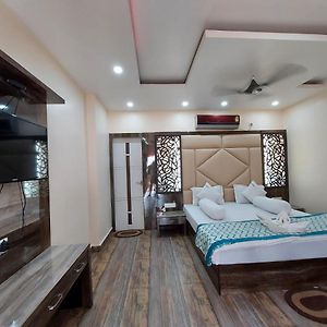 Royal Room